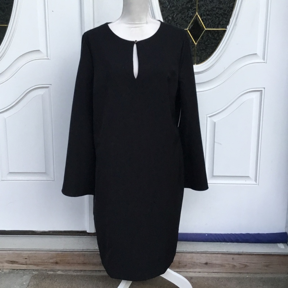 JULIA JORDAN new black dress